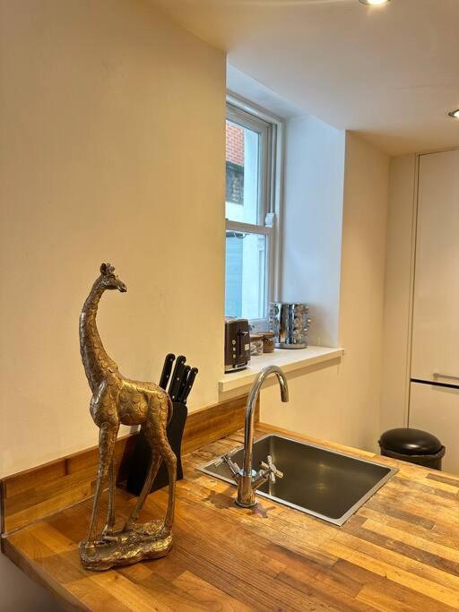 Appartamento Opulent Oasis In Londra Esterno foto